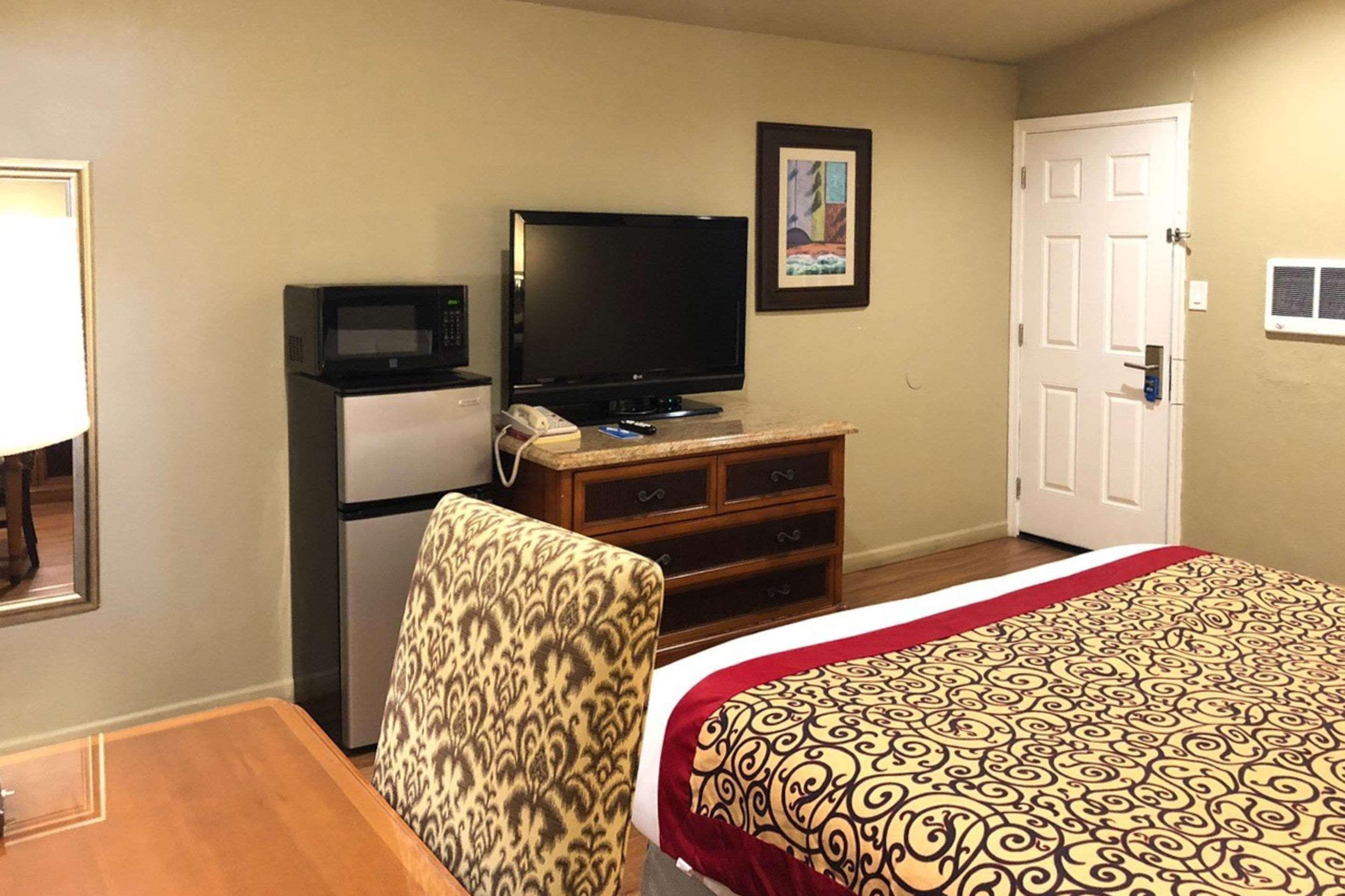 Rodeway Inn Flagstaff East Route 66 Ngoại thất bức ảnh