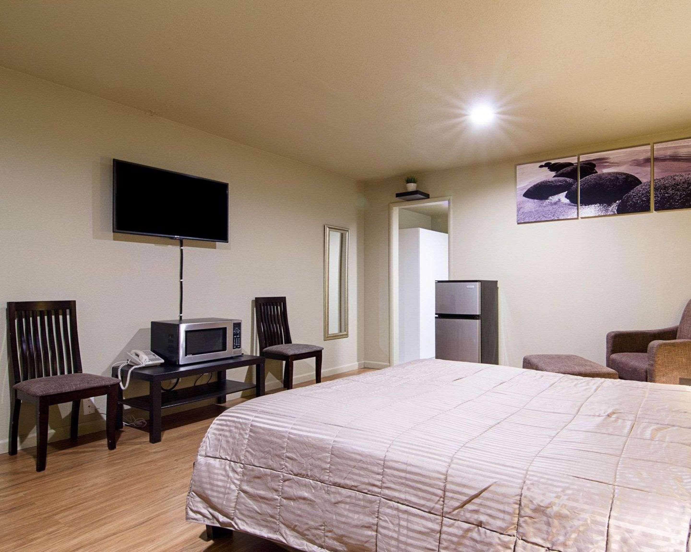 Rodeway Inn Flagstaff East Route 66 Ngoại thất bức ảnh