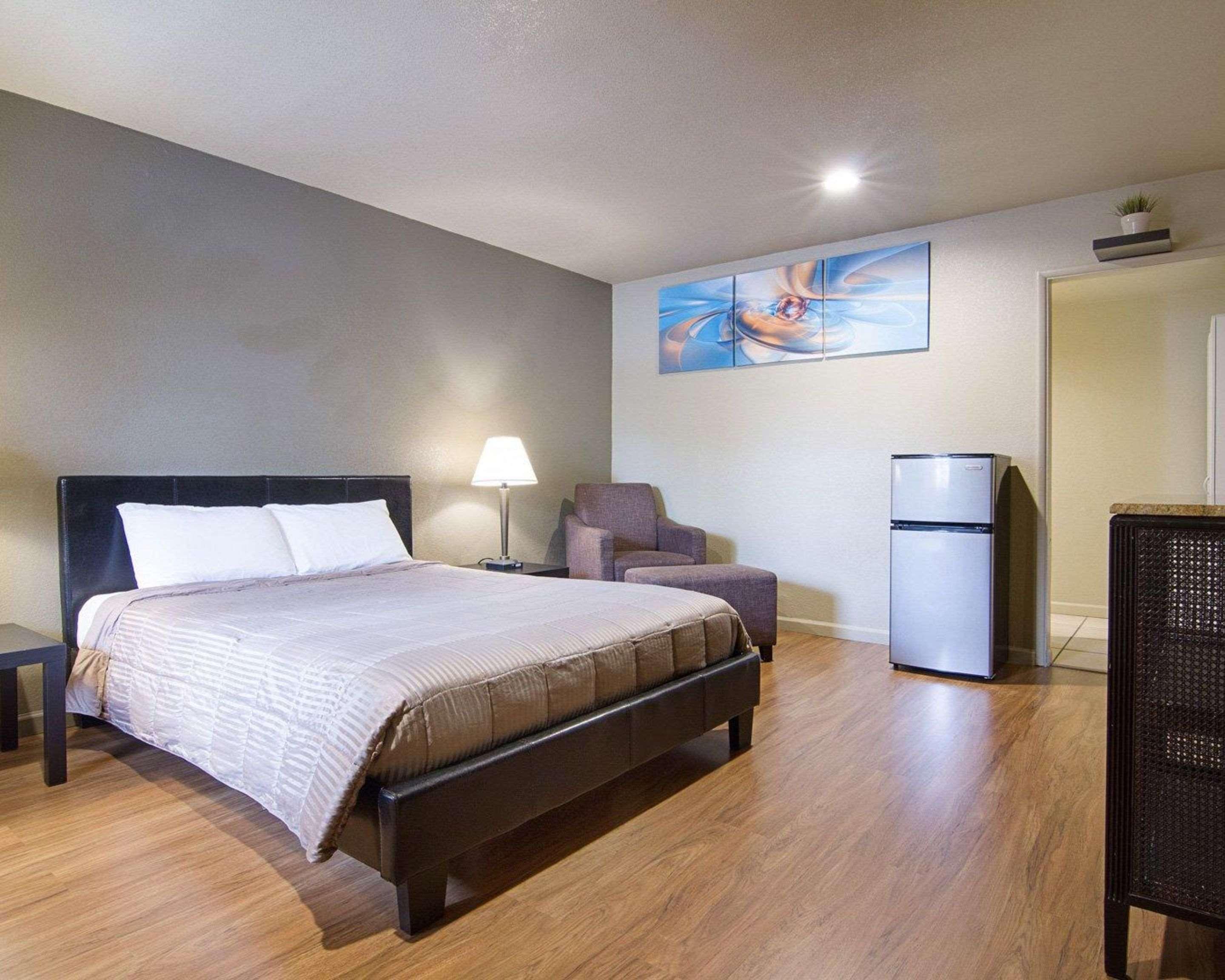 Rodeway Inn Flagstaff East Route 66 Ngoại thất bức ảnh