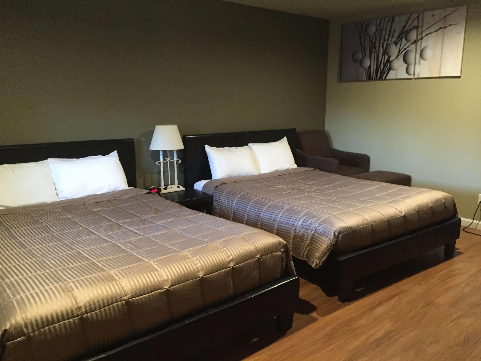 Rodeway Inn Flagstaff East Route 66 Ngoại thất bức ảnh